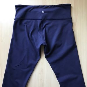 Lululemon Wunder Under III Navy Crop Luon Size 6